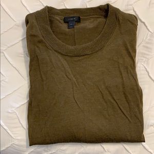 Classic j crew sweater in olive green